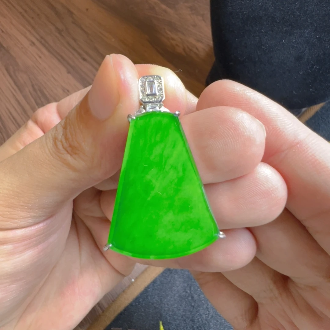 翡翠银S925镶嵌颈饰