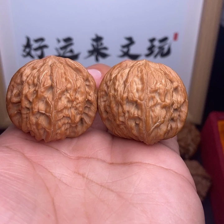 核桃全品磨盘狮子头