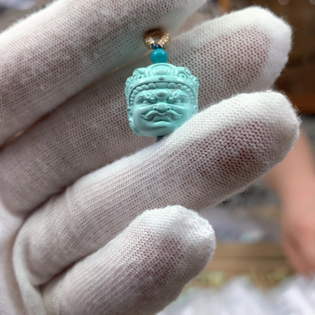 绿松石未镶嵌挂件