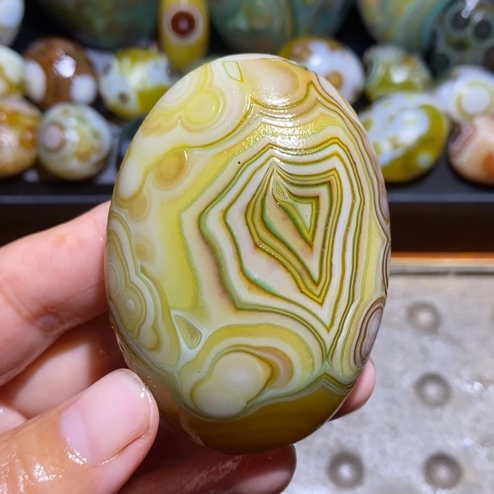 未镶嵌玛瑙/玉髓珠宝半成品193