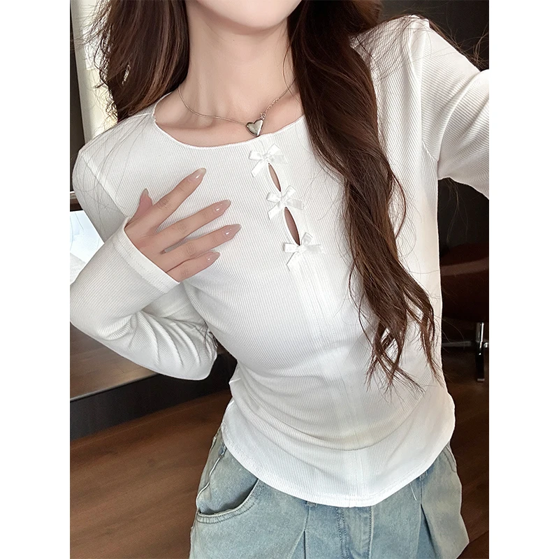 戈缕纯欲蝴蝶结镂空长袖t恤女2025春季新款修身显瘦打底内搭上衣