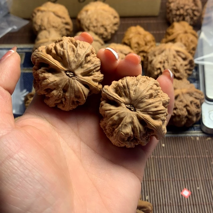 吊坠文玩核桃S*粗筋