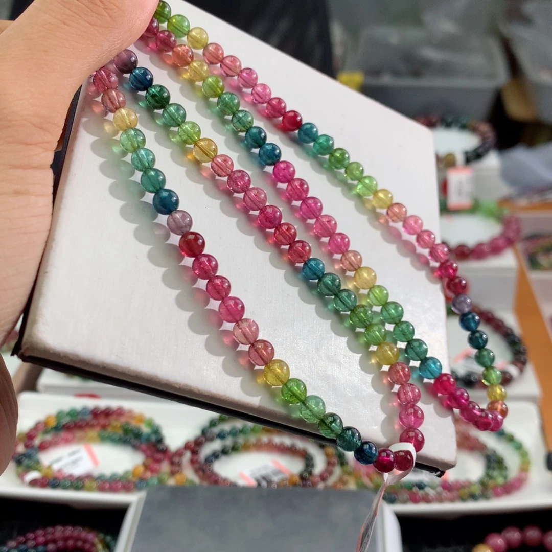 未镶嵌碧玺手链