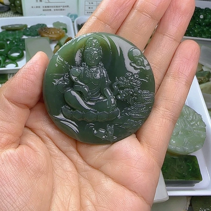 ****欢颈饰未镶嵌和田玉