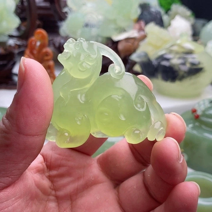岫玉四大名玉摆件未镶嵌