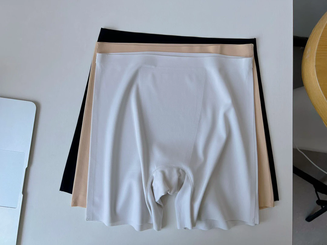 【简涉】粉底液三合一三色百搭隐形巨能弹安全裤