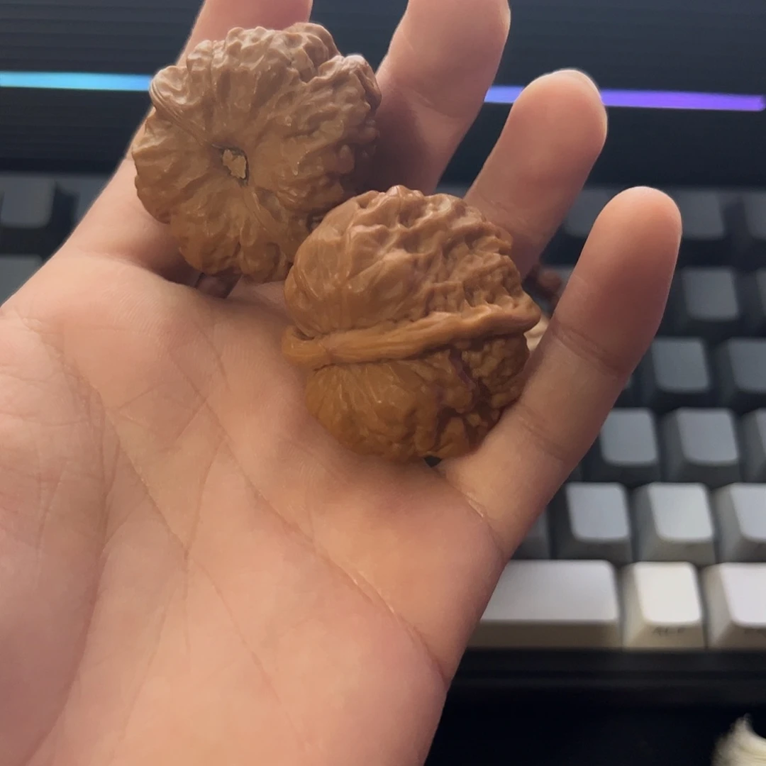 ?蛤蟆头尺寸边39肚41文玩核桃