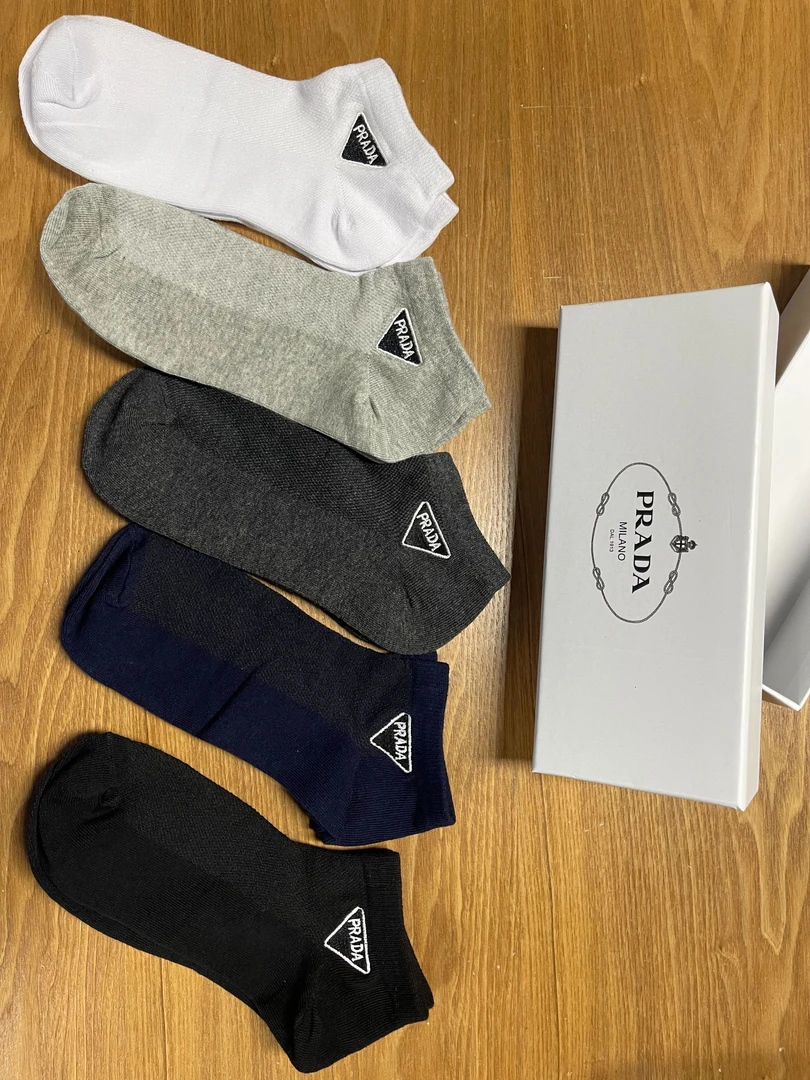 普拉达/Prada/纯棉短袜