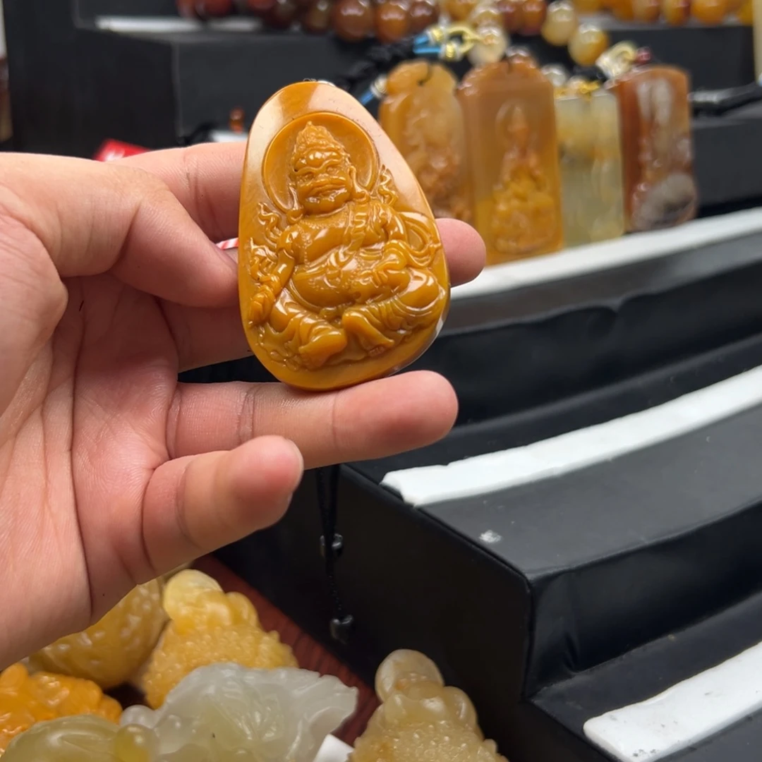 石英质玉（黄龙玉）未镶嵌多样性发货，发其一