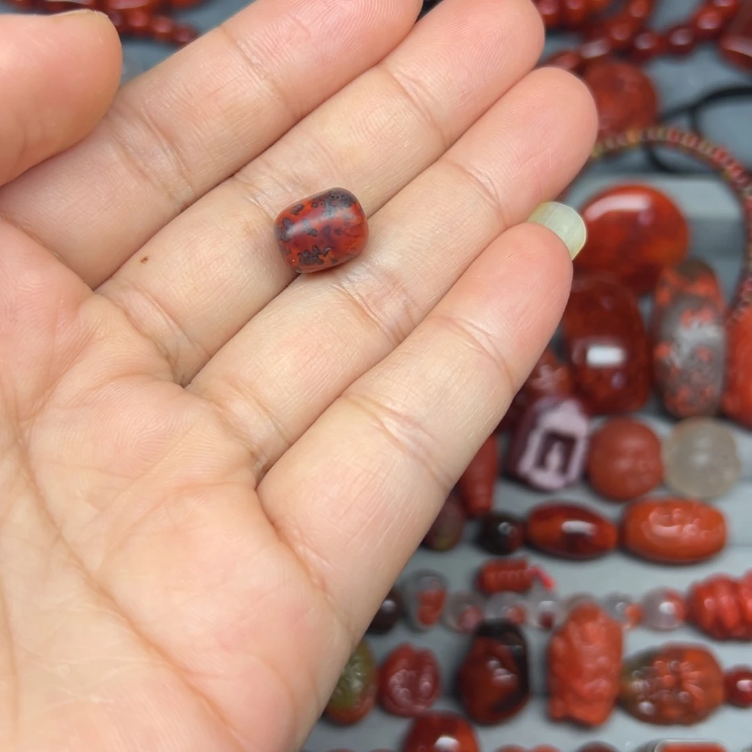 南红玛瑙未镶嵌配饰
