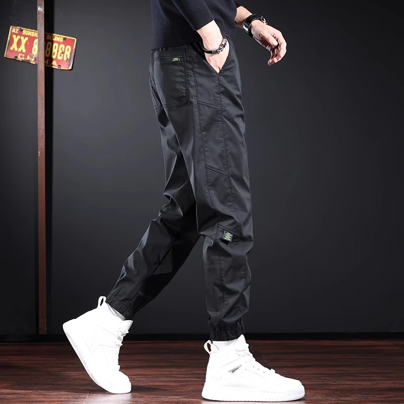 高级感男装休闲裤秋冬款美式宽松束脚冲锋裤加绒痞帅百搭运动裤子