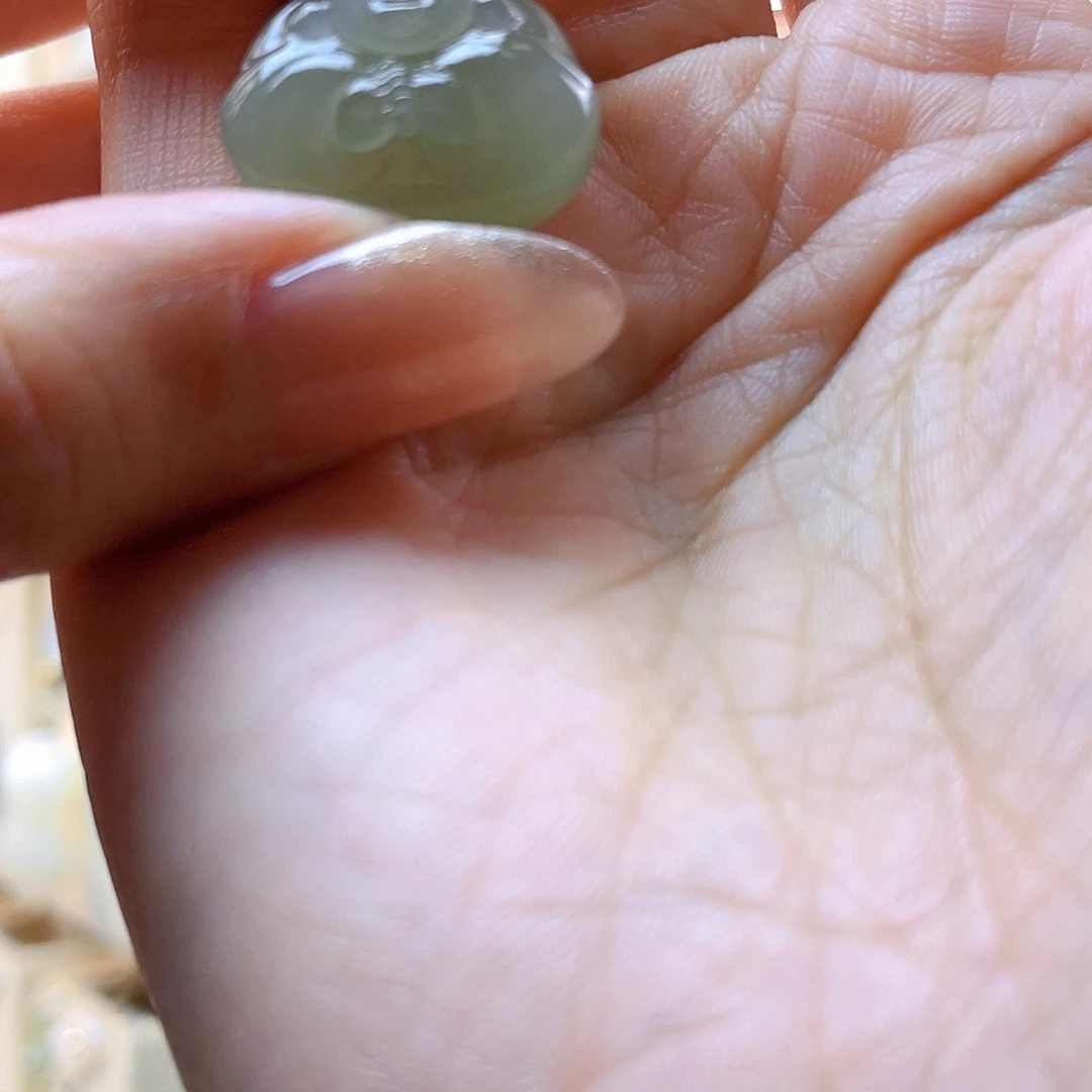 和田玉吊坠(赠链)18K金镶嵌静*水