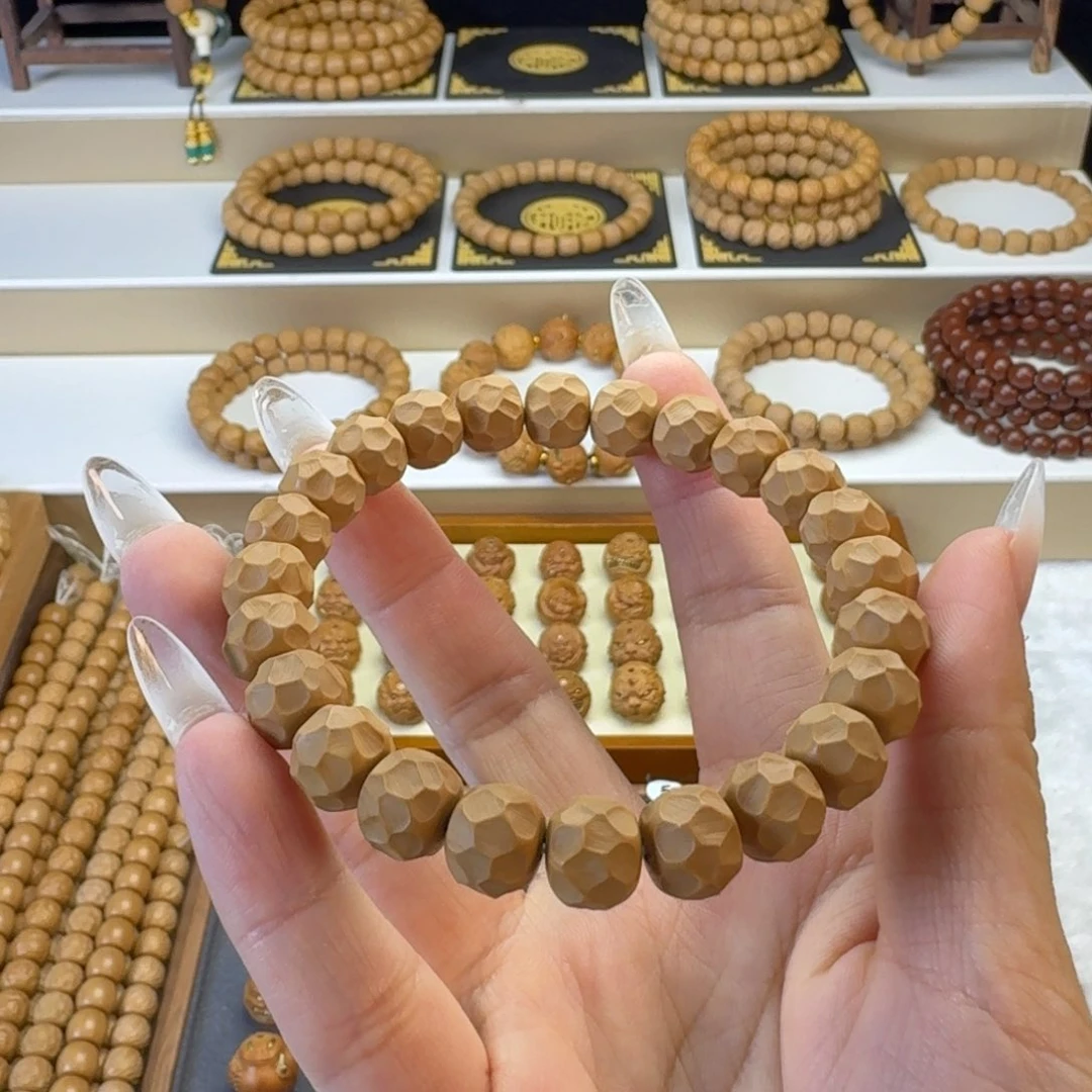 ~***猴头核桃吊坠猴头串