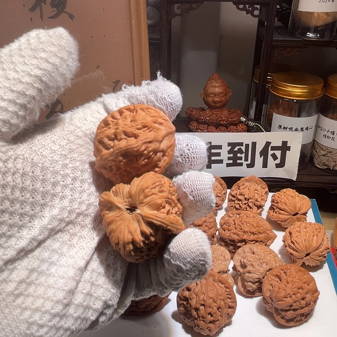 文玩核桃吊坠原生树宽城