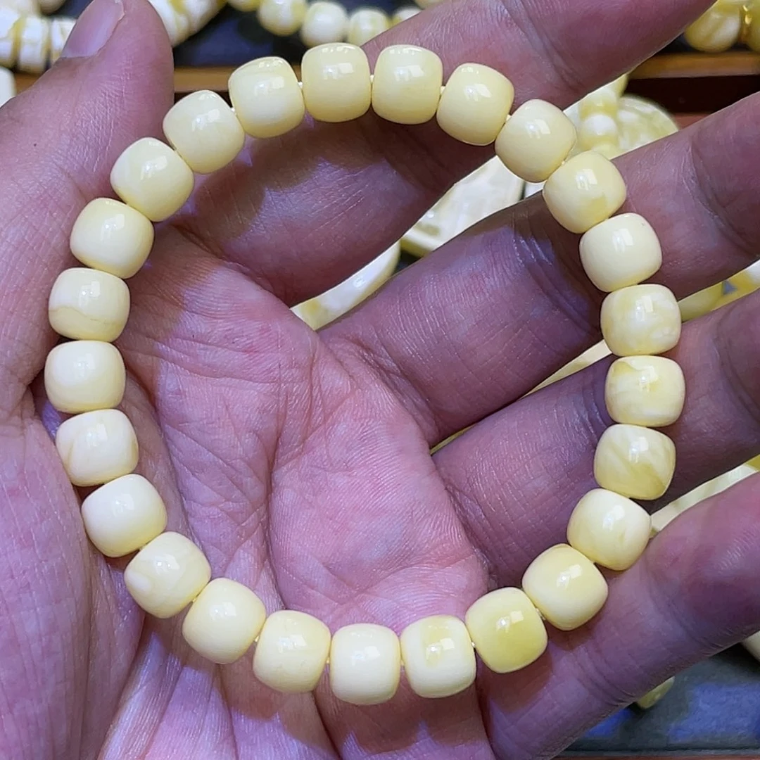 蜜蜡手串未镶嵌8.8mm特浓大哥大