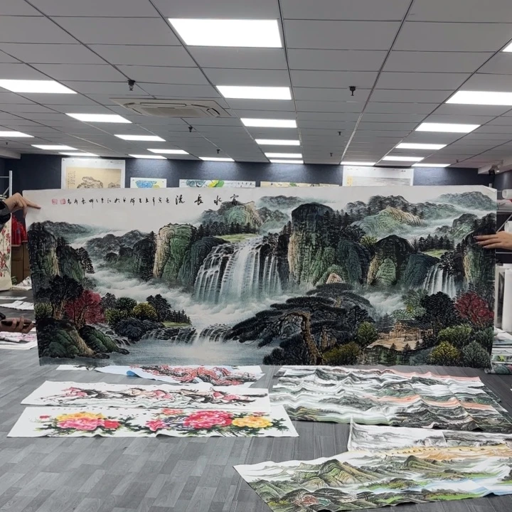 字画等多种形式的艺术作品和艺术