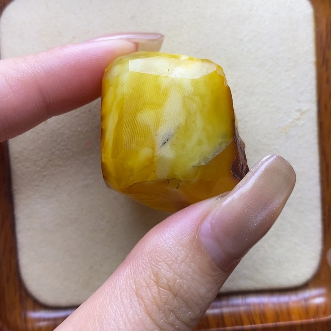 未镶嵌定制蜜蜡陈