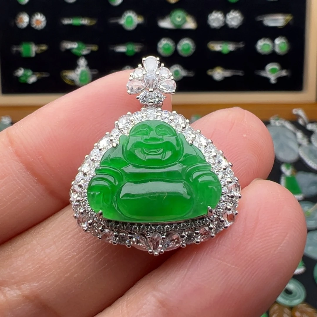 翡翠18K金镶嵌颈饰佛