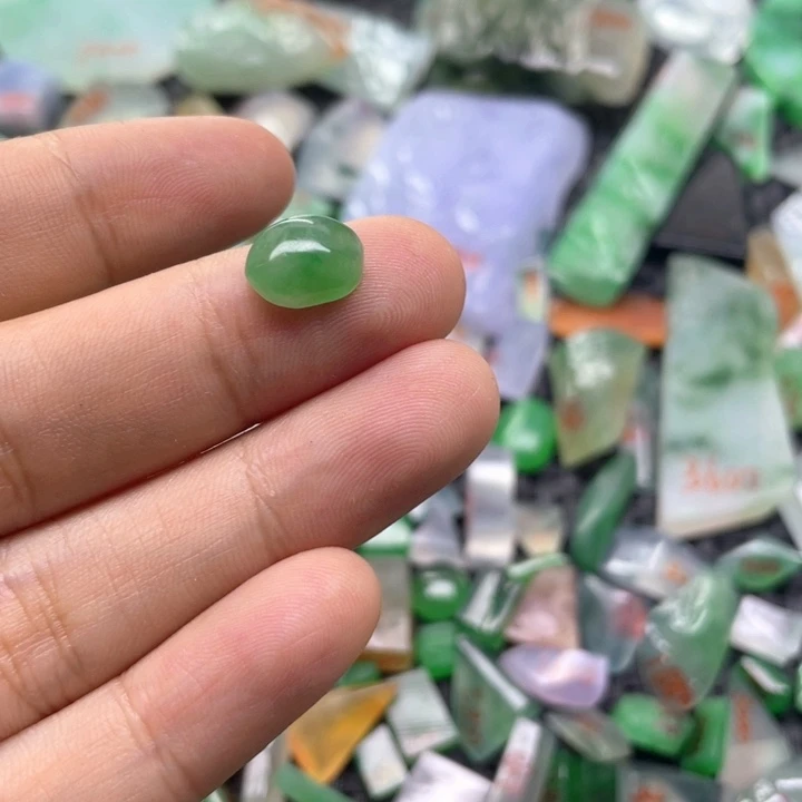 定制翡翠未镶嵌天然翡翠