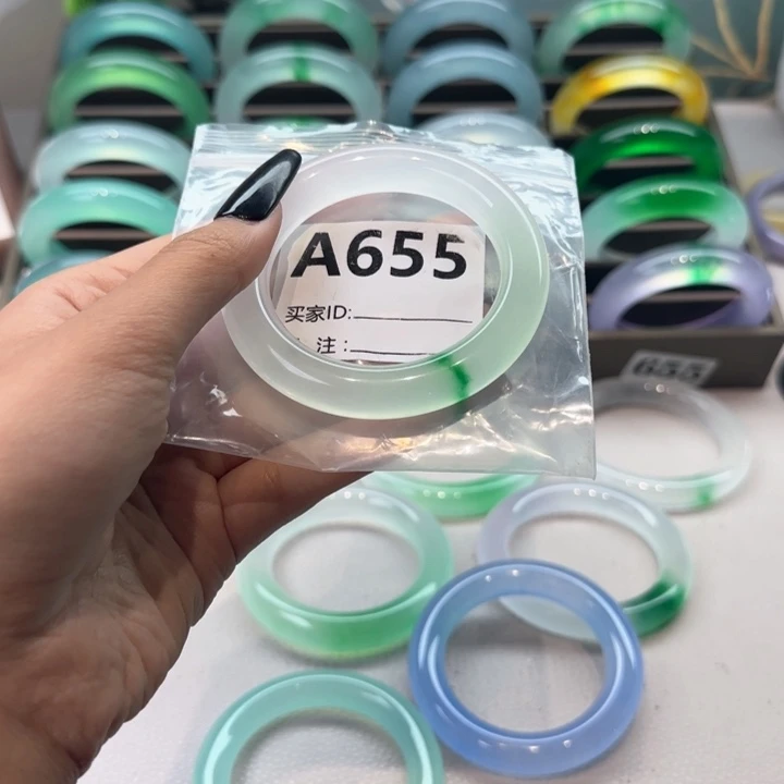 玉仰***空时尚飘花手镯655