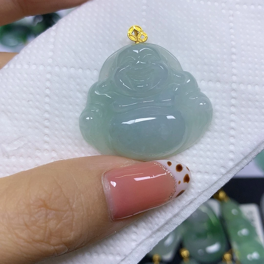 颈饰18K金镶嵌翡翠挂件
