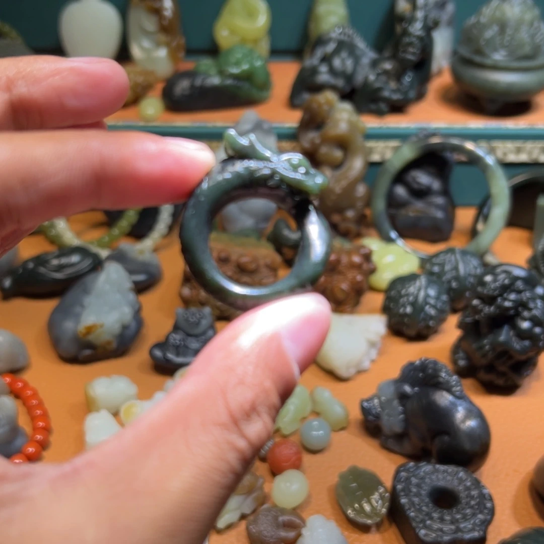 和田玉未镶嵌挂件18尺寸