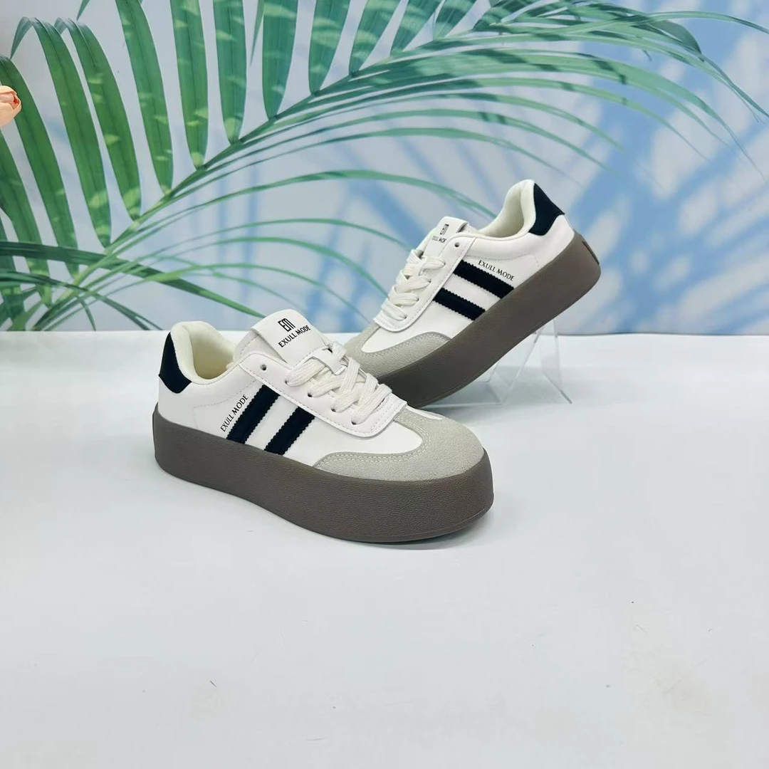 小强家女鞋   复古时尚德训鞋女（Q36-26-1）（601515704238）