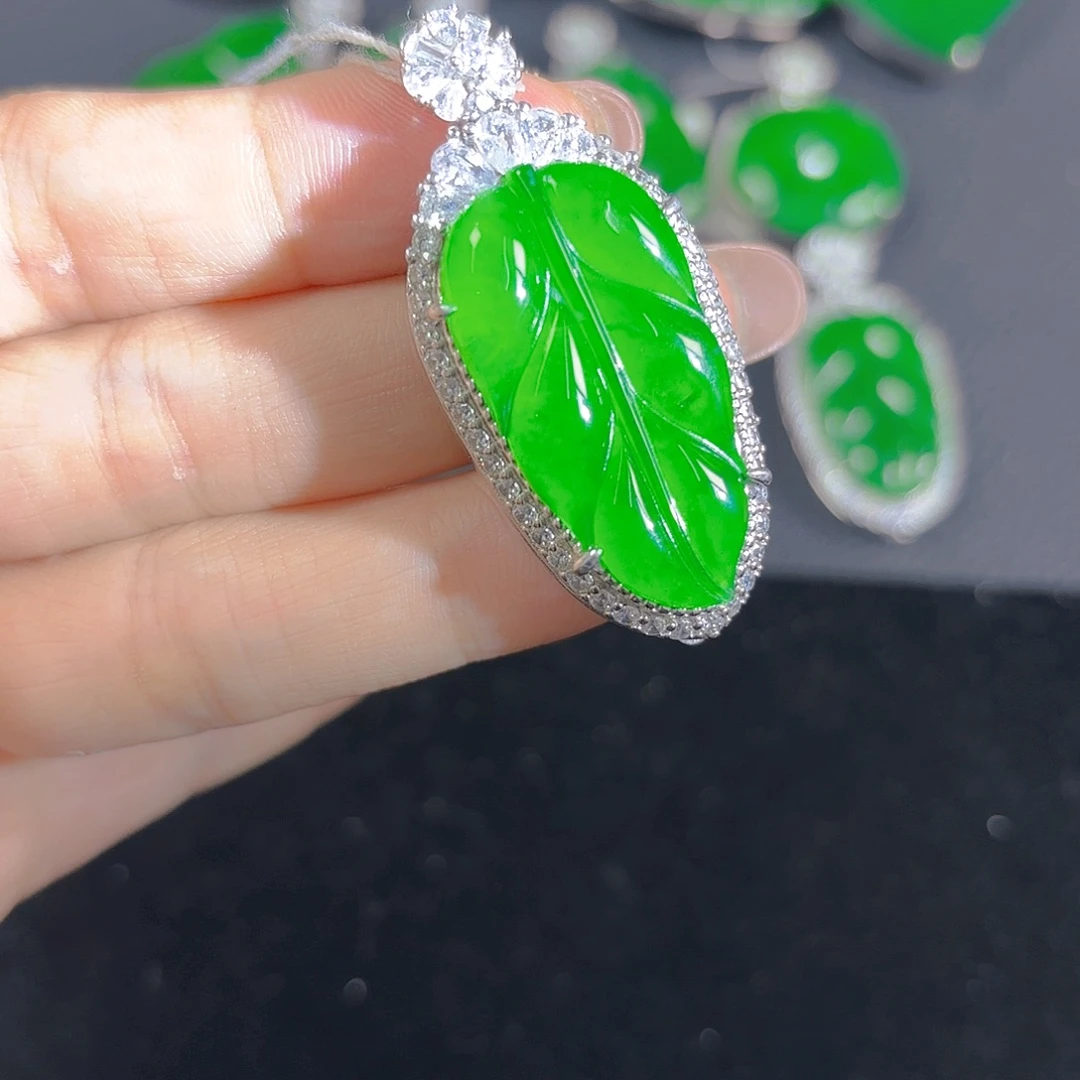 翡翠银S925镶嵌吊坠(不含链)