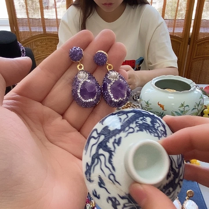 瓷片不会哈哈哈哈哈哈哈哈哈哈
