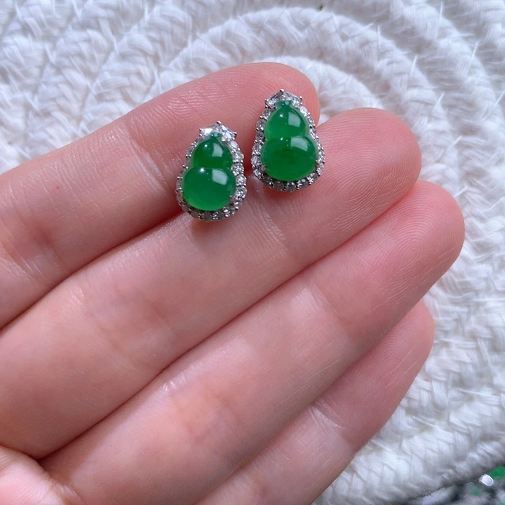 18K金镶嵌翡翠耳饰23号