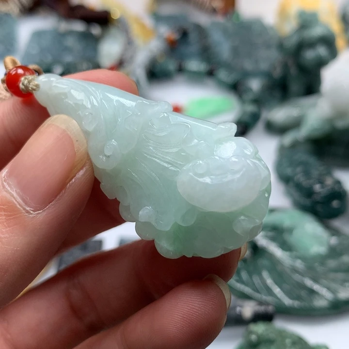 翡翠颈饰未镶嵌保真天然A货翡翠