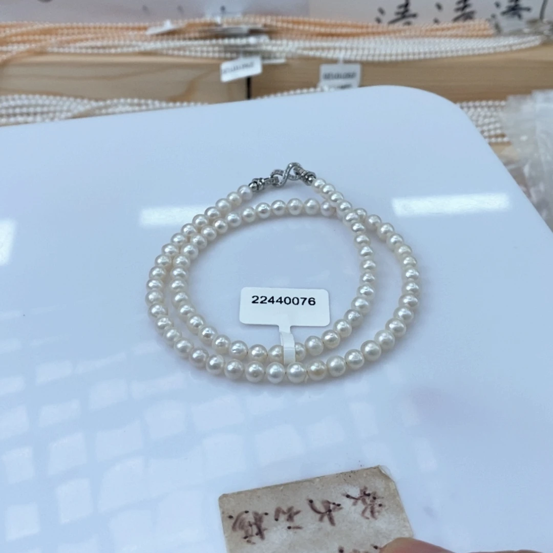 颈饰未镶嵌淡水珍珠