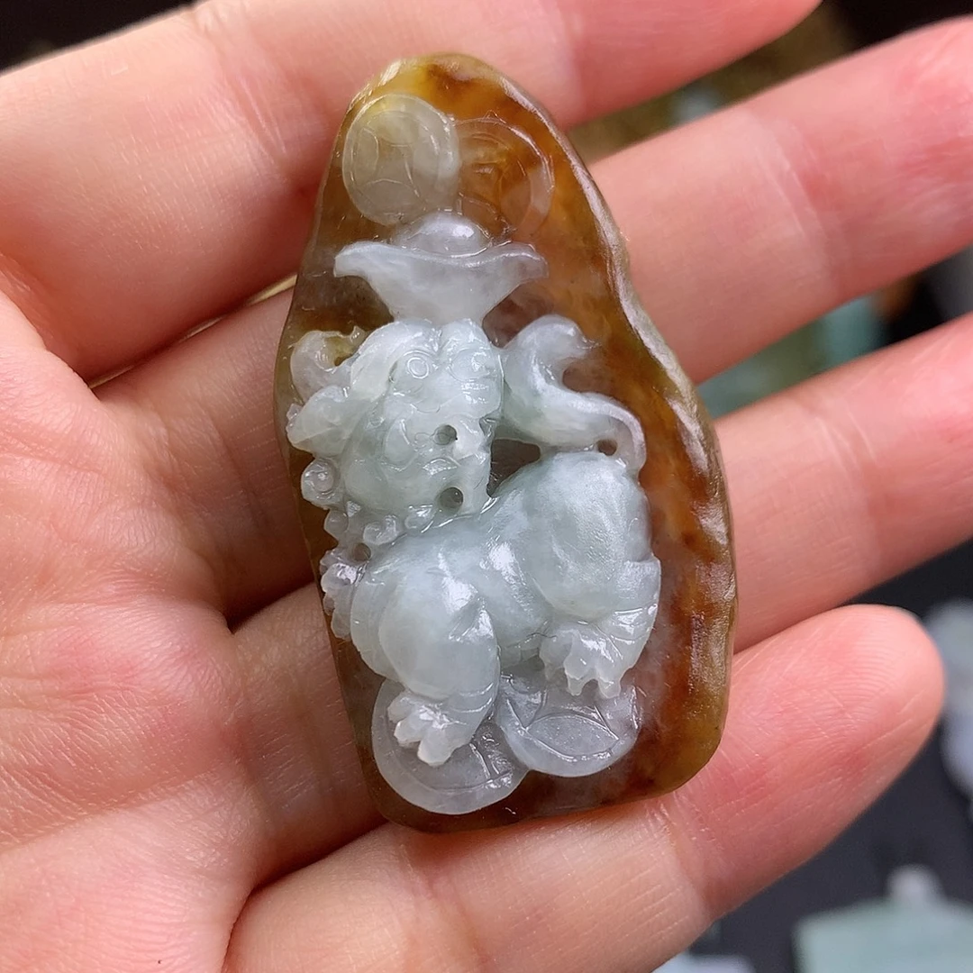 定制翡翠未镶嵌貔貅