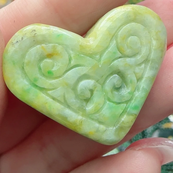 翡翠未镶嵌颈饰天然A货30