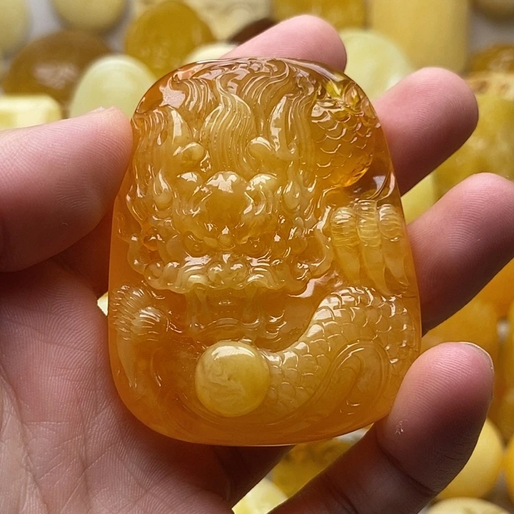 琥珀颈饰未镶嵌琥珀蜜蜡吊坠