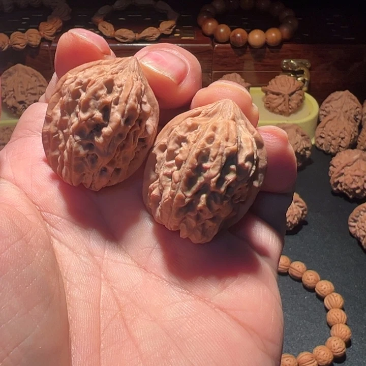 乌***w把件文玩核桃秦墩