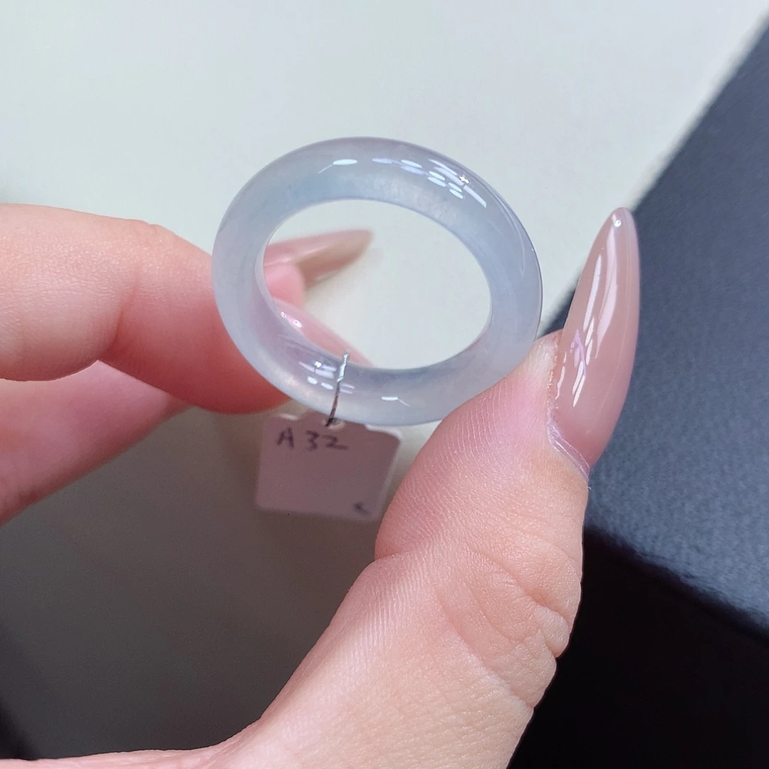 翡翠未镶嵌戒指21号