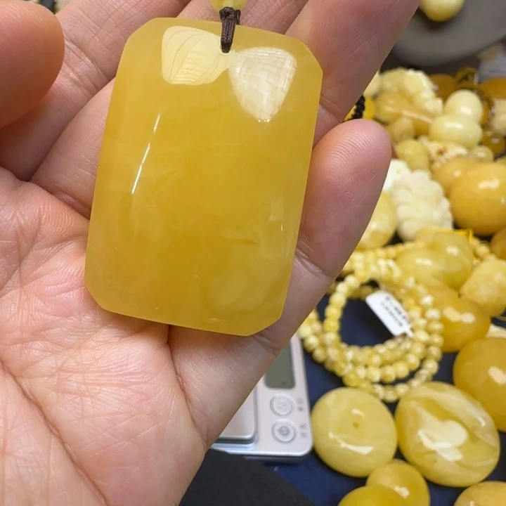 蜜蜡未镶嵌颈饰天然蜜蜡