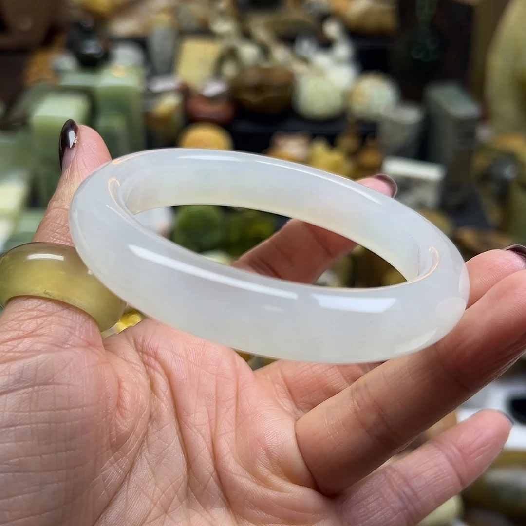 泓***ì岫玉未镶嵌颈饰岫玉61.5