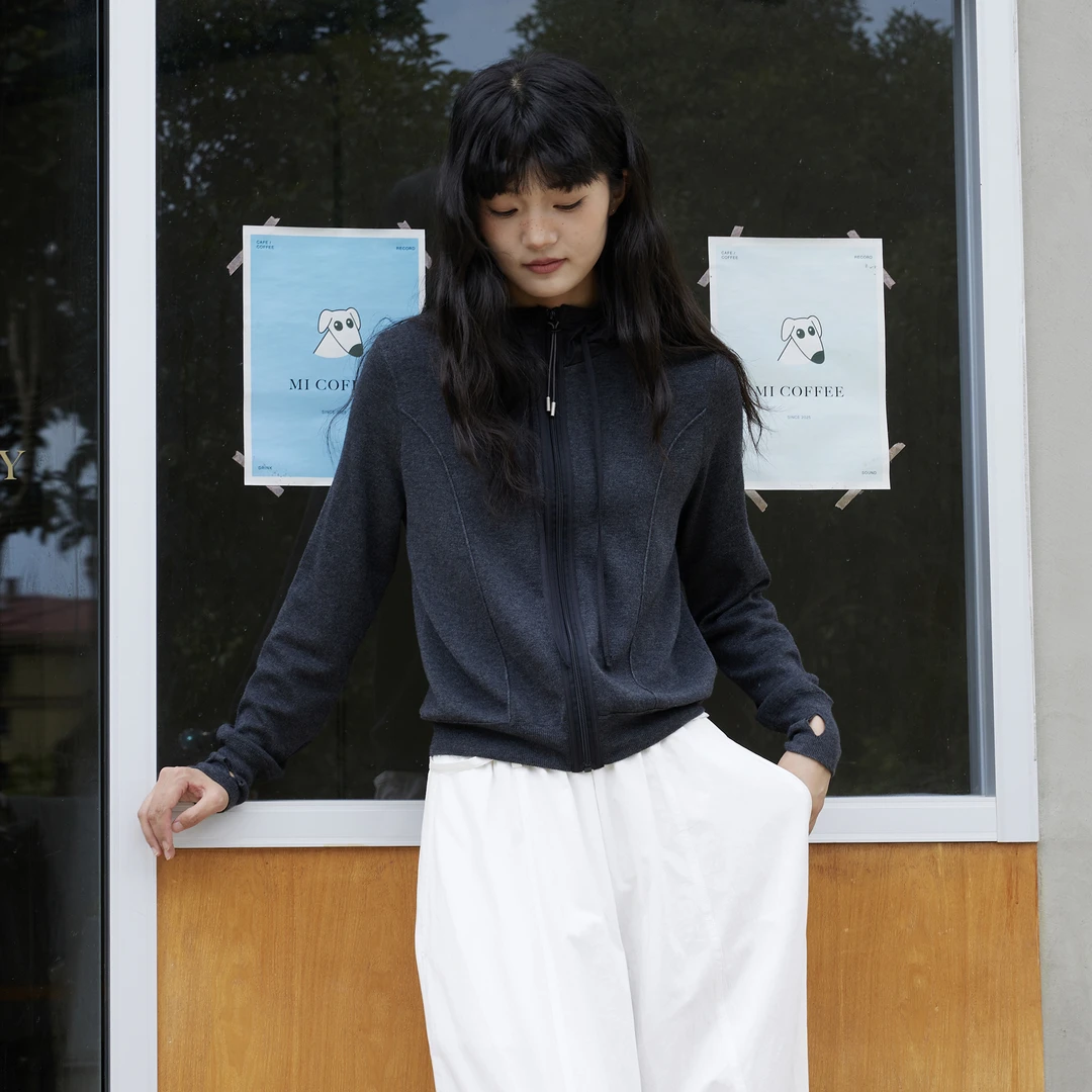 LIOU&LANS/了岚6017连帽打底外穿秋季上衣历练设计卫衣帽衫