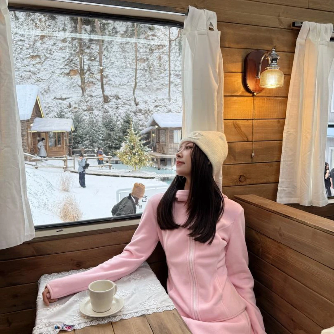 【LUXINIUYA】“收腰塑形”新款鱼骨线修身显瘦上衣外套套装#QDS514