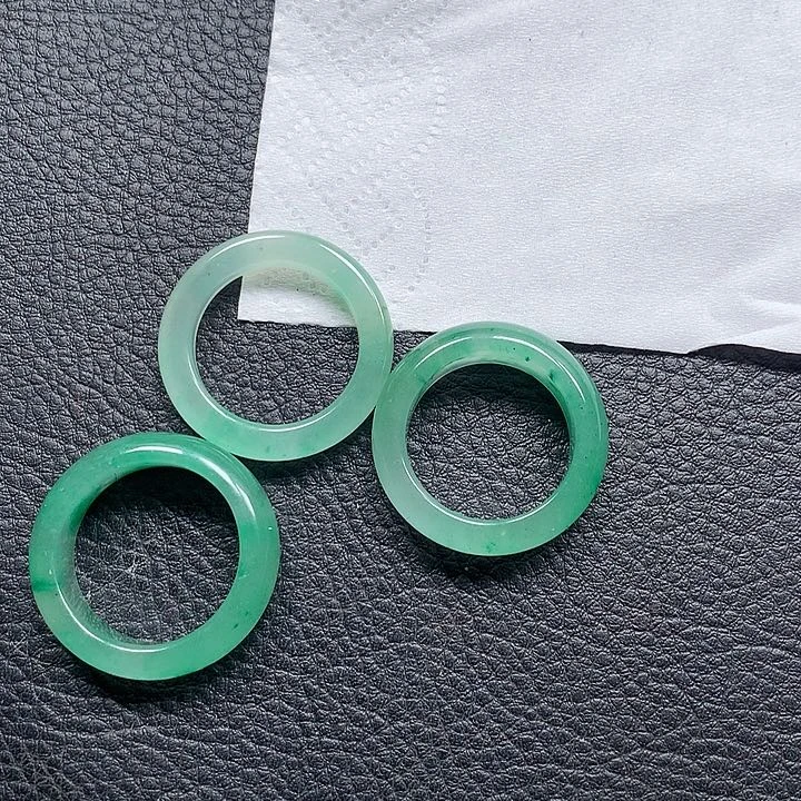 石英质玉未镶嵌戒指