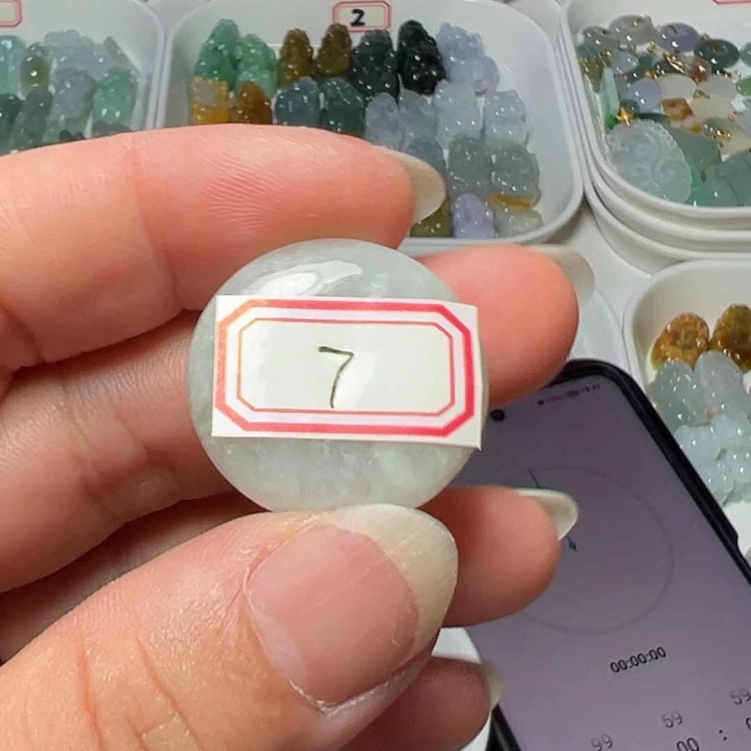 丫***我翡翠未镶嵌颈饰平安扣一个福利款