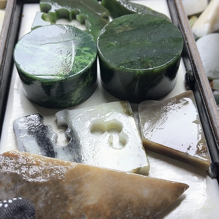 和田玉（糖玉）和田玉边角料9K金镶嵌,**然