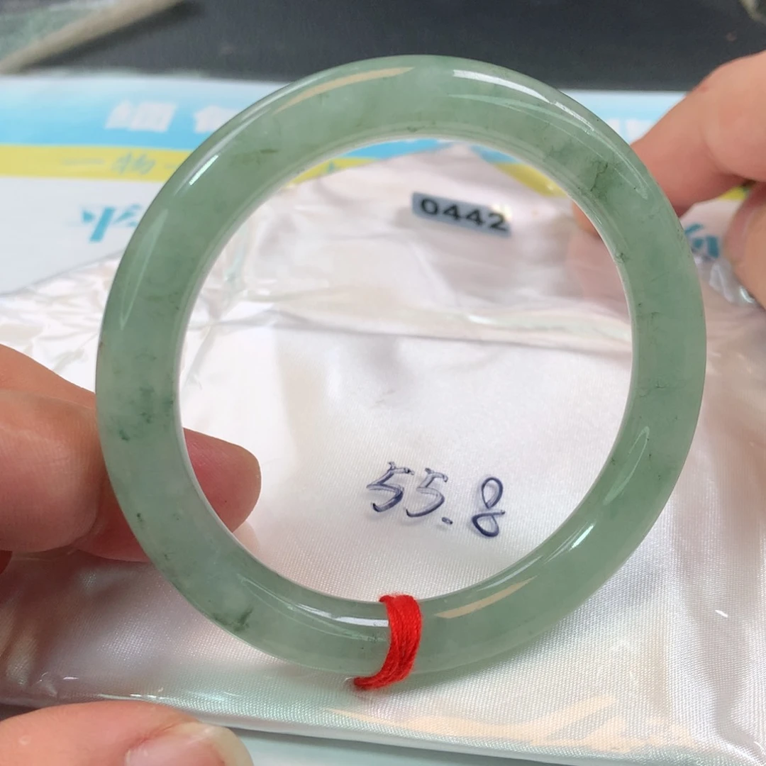 翡翠手镯未镶嵌0442号