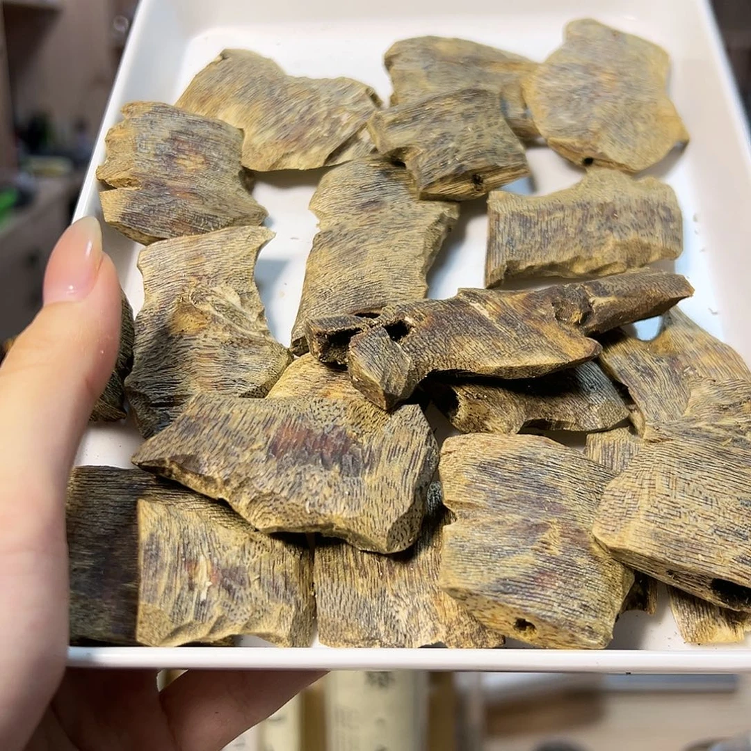 线香老白奇块料102克
