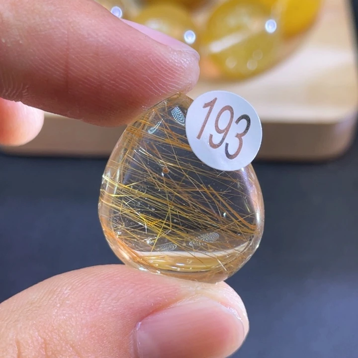 未镶嵌颈饰水晶-*