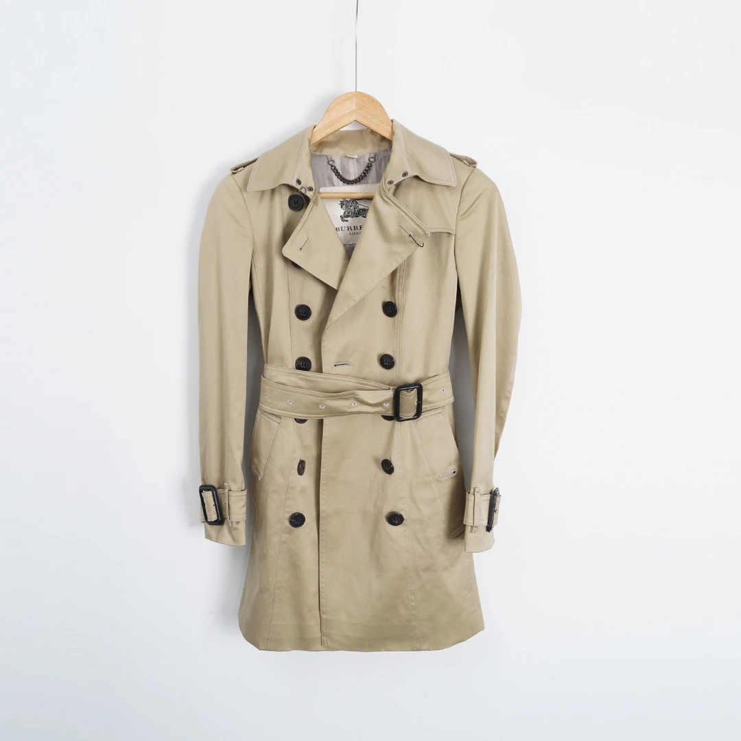 全新未使用 BURBERRY/博柏利 绵/SC0698/风衣/38码