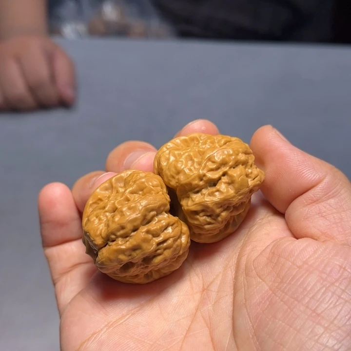 A***r把件文玩核桃蛤蟆4660