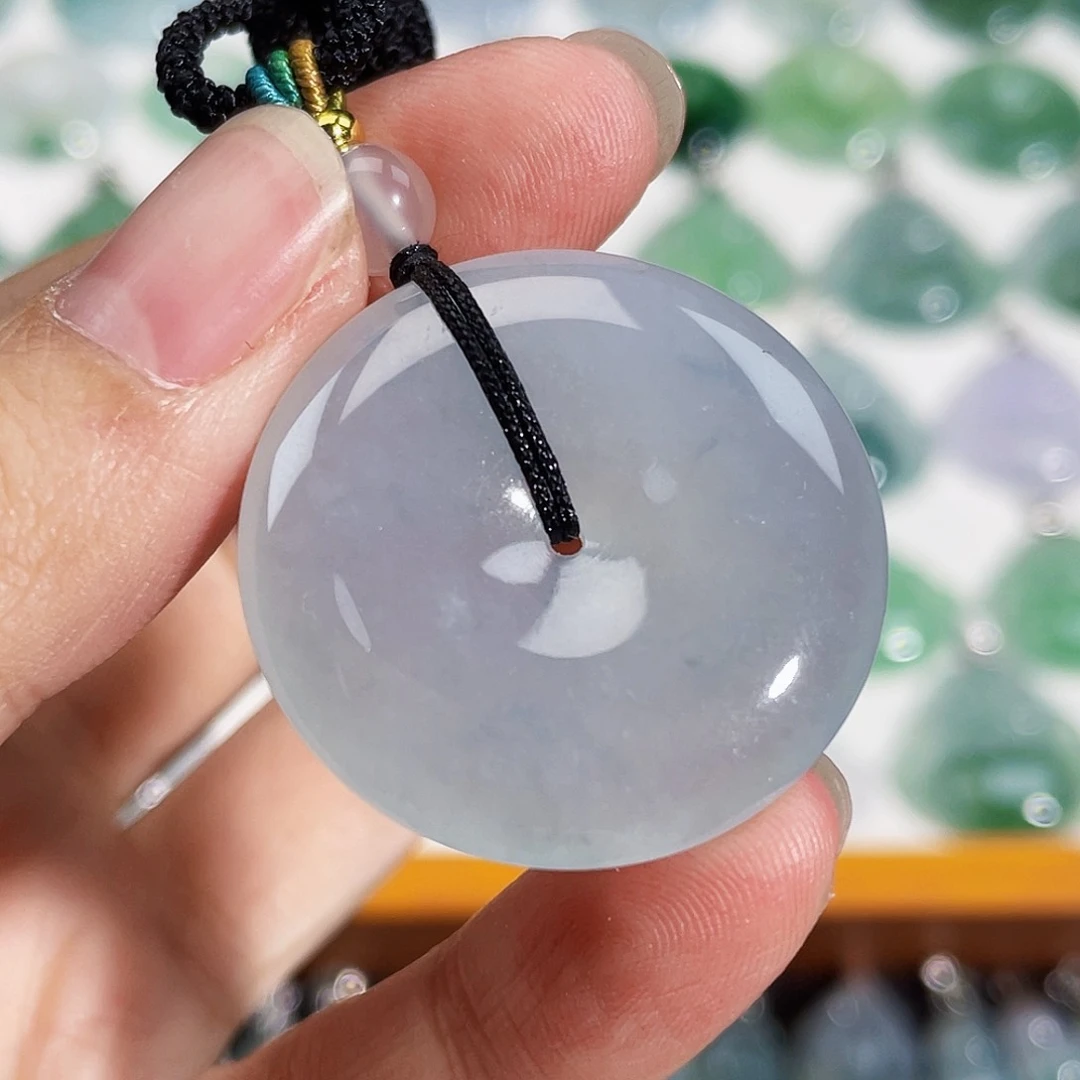 颈饰未镶嵌翡翠吊坠